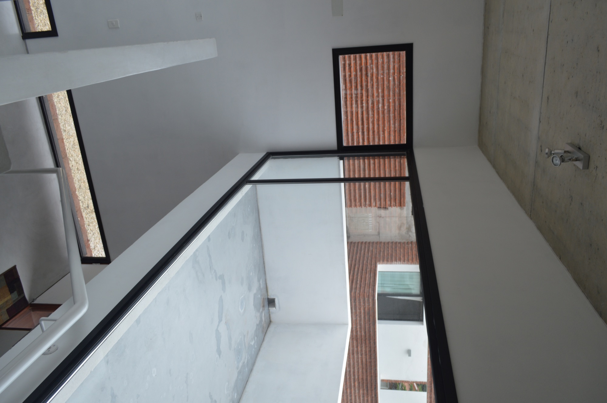 Interior de Casa I vinculado al patio